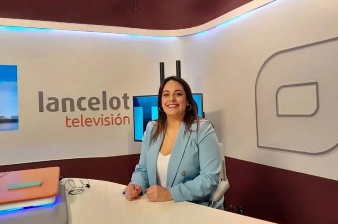 Cristina Calero en el plató de Lancelot Televisión