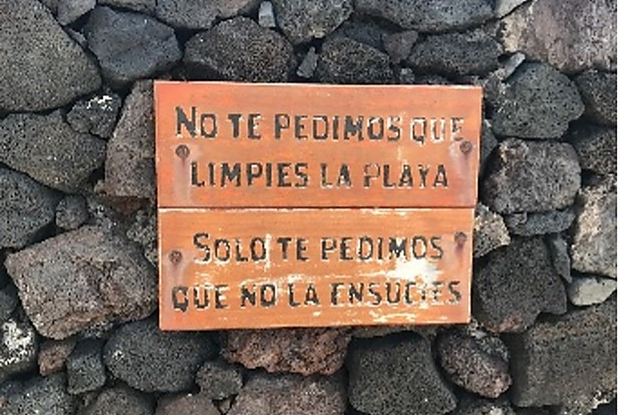 Cartel instalado en El Hierro que NC-BC propone como modelo para las campañas de concienciación en El Poril / Foto: Nueva Canarias-Bloque Canarista