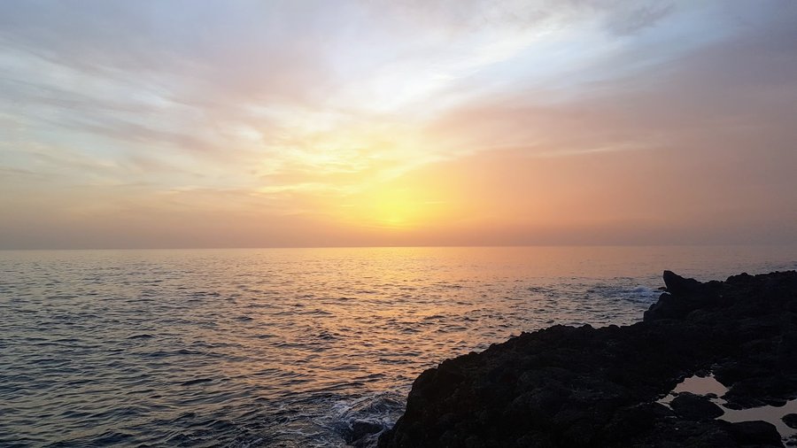 Costa de Los Cocoteros, en la zona de Guatiza, cercana al punto de llegada de la embarcación de migración irregular durante la madrugada de este sábado / Foto: Elpejeverde.com